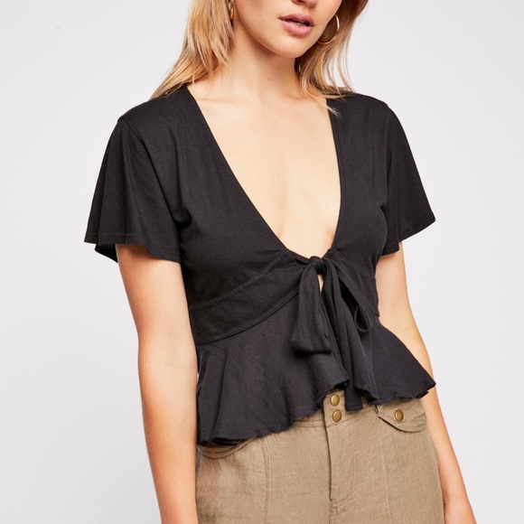 Free People Tops - Free People black knot me tie front short sleeve crop top tee size XS